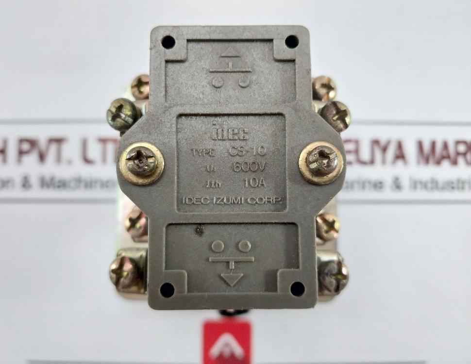 Idec Izumi Cs-10 Rotary Cam Switch 600V 10A