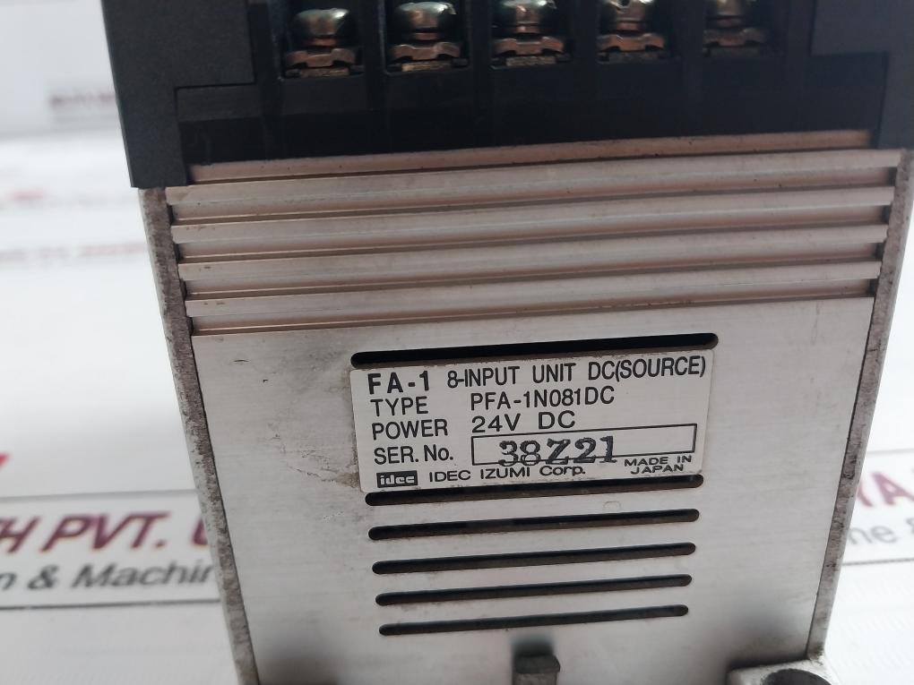 Idec Izumi Pfa-1N081Dc Programmable Controller Plc 8-input Unit 24Vdc