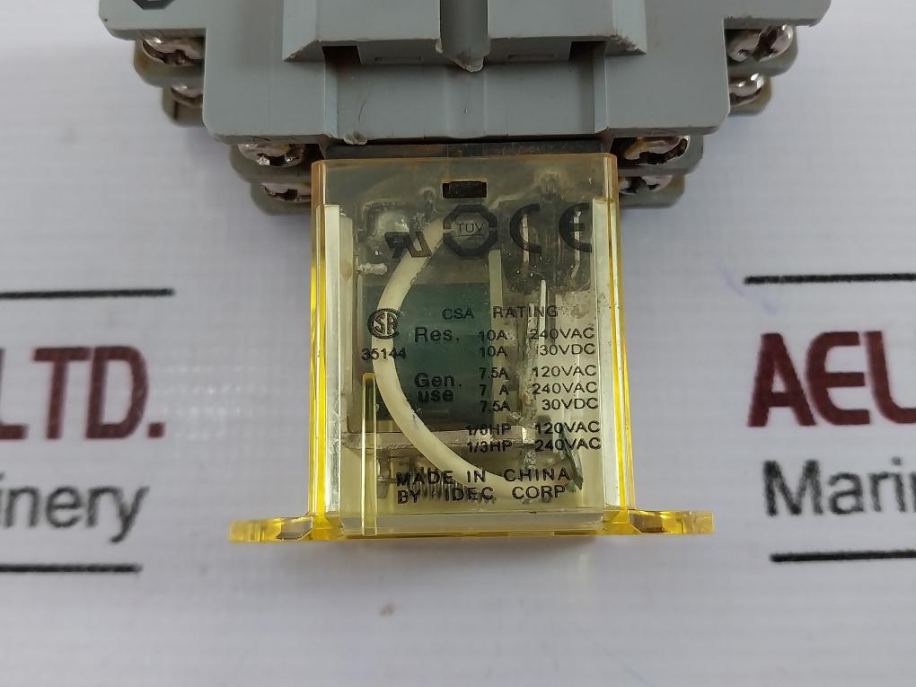 Idec Rh2b-utdc24v Relay, 10a 240vac, 7.5a 120vac