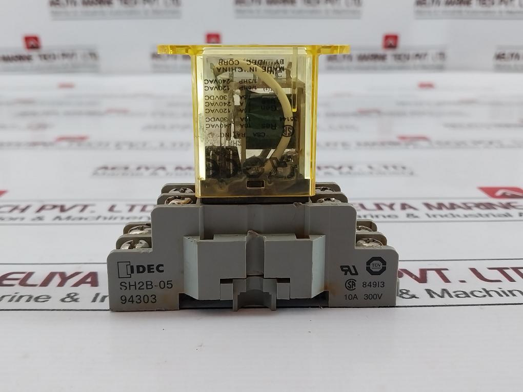 Idec Rh2b-utdc24v Relay, 10a 240vac, 7.5a 120vac