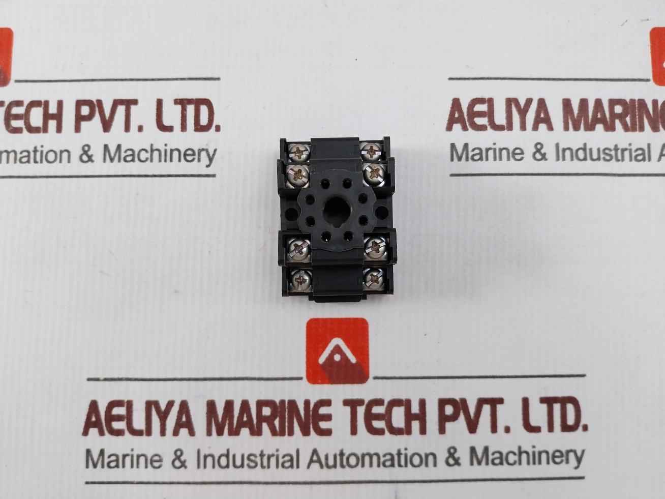 Idec Sr2P-05A Relay Socket Din Mount Screw Type