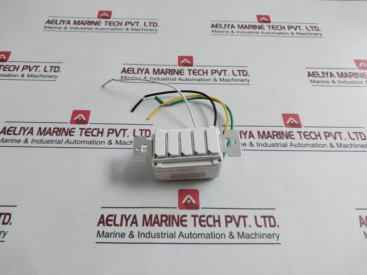 Inncom S217R5 Wall Switch Module Ac Input: 120Vac 60Hz 4.5A