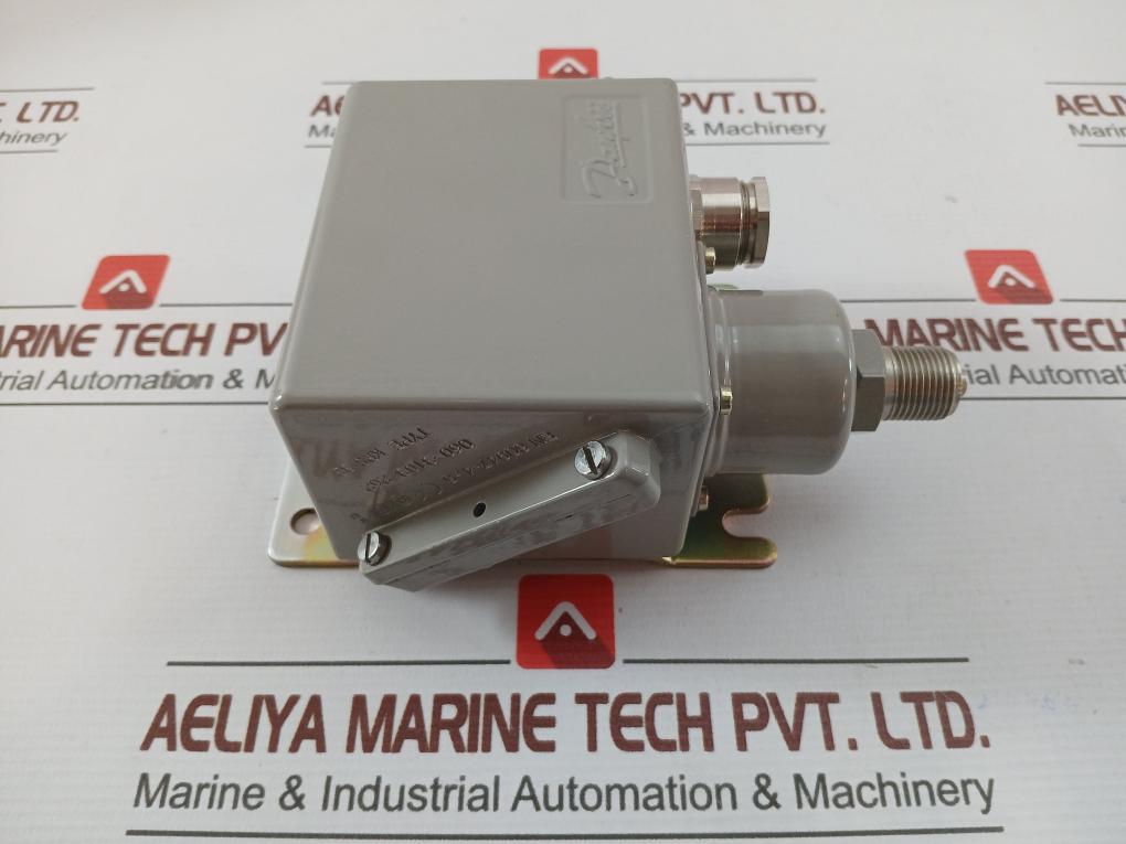 KPS-33-Pressure-Switch-0-3-5Bar-0-50Psig-1-02Kp-Cm2-Danfoss-210267-7