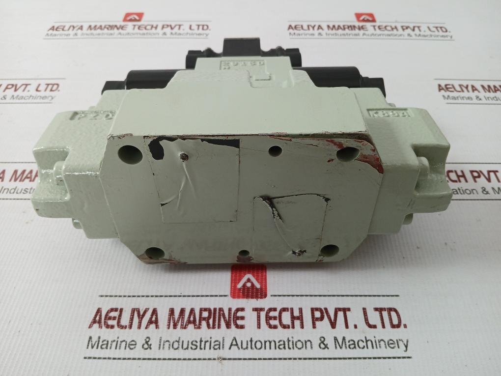 Kawasaki-Directional-Control-Valve-Deh16p-30-220-2wd24al-8