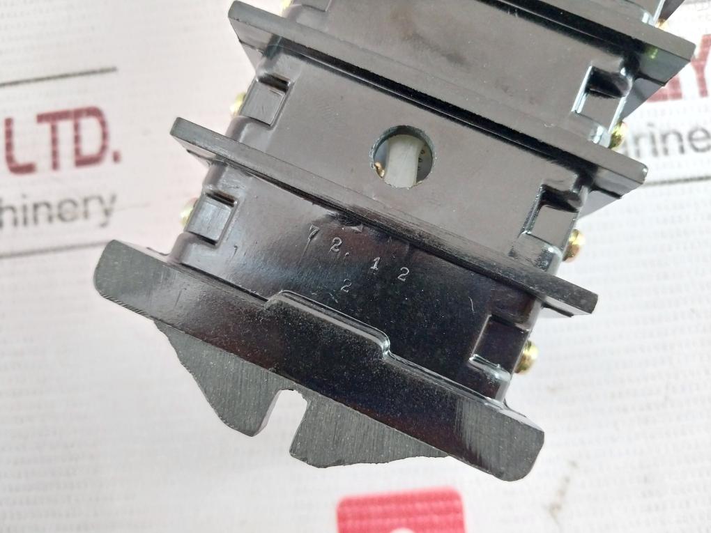 Kawasaki 442008P001 Auxiliary Switch 72. 12 2 216100-0204