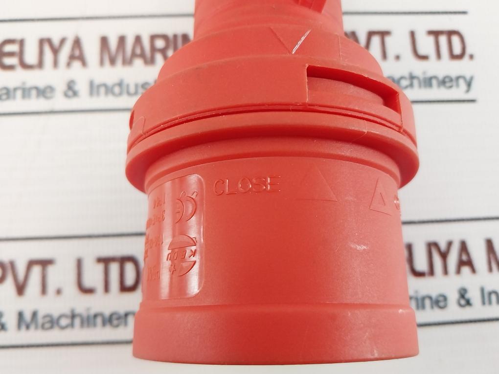 Kedu P551 Electrical Plug 3P+E+N/50+60Hz
