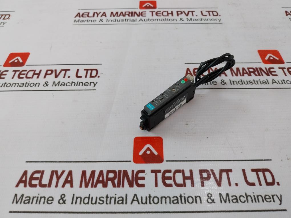 Keyence Fs-m1P Manual-calibration Fiber Optic Sensor 12-24V Dc
