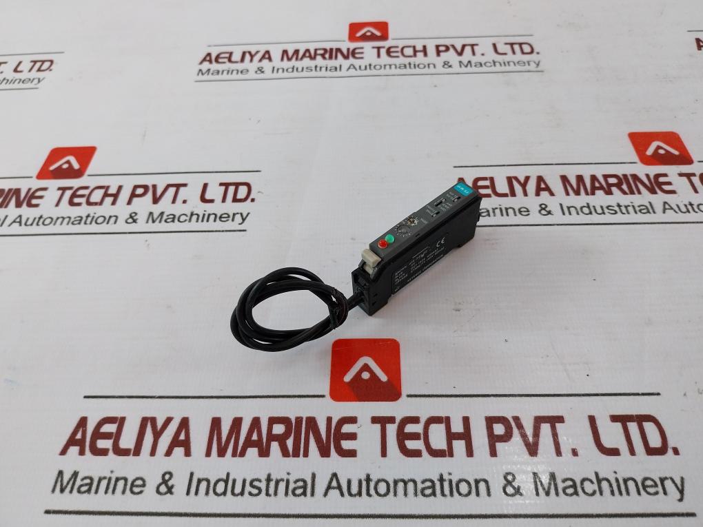 Keyence Fs-m1P Manual-calibration Fiber Optic Sensor 12-24V Dc