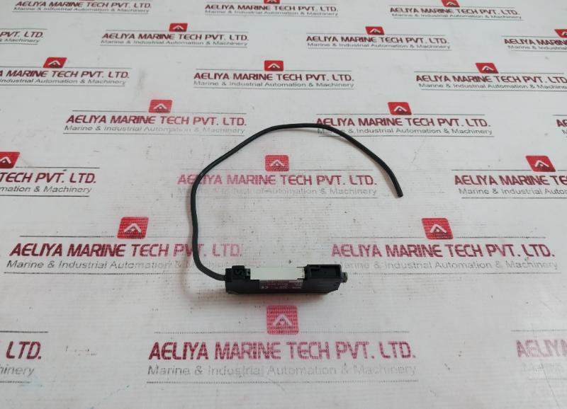 Keyence Fs-v21Rp Fibre Amplifier 12-24Vdc 30V 100Ma