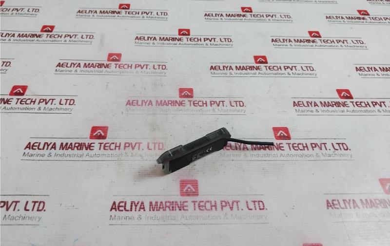 Keyence Lv-11Sap Laser Sensor Main Amplifier Unit 12-24Vdc