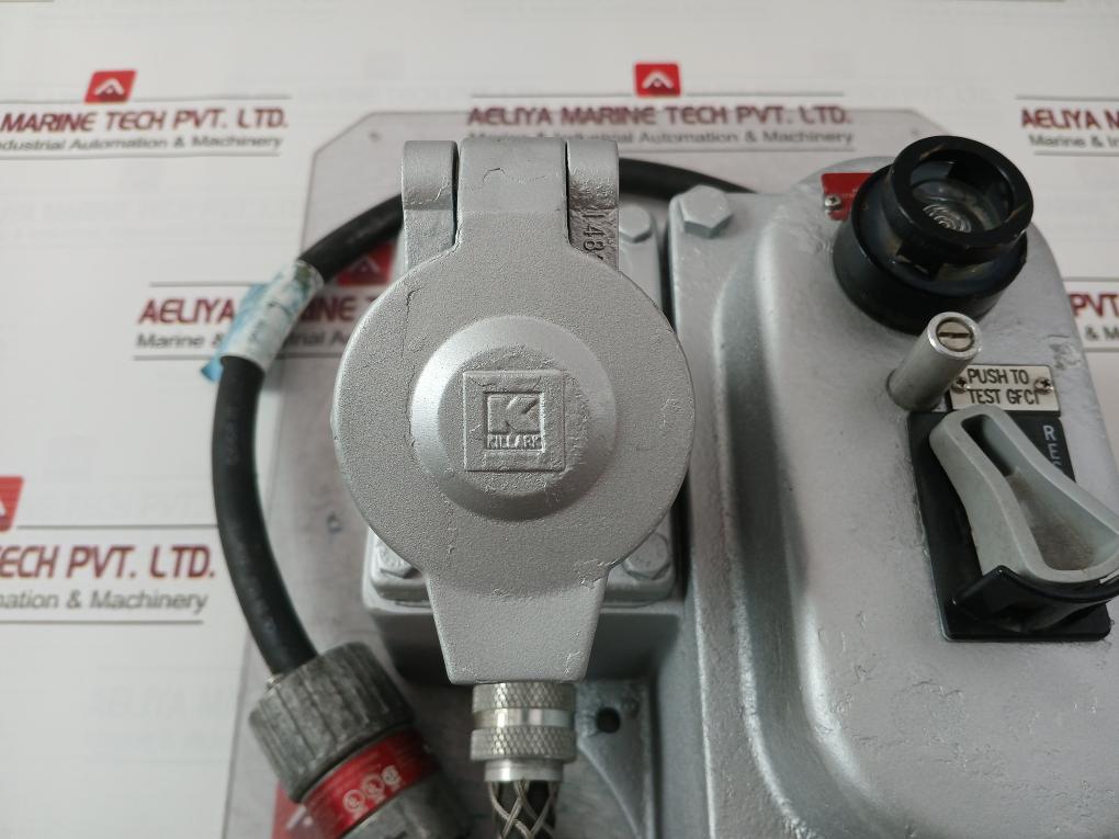 Killark Ugfi20Ad Acceptor-receptacle Interlocked With Switch 120Vac