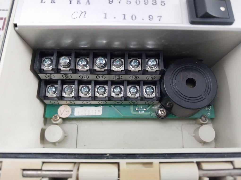 Komyo Fa-470F Combustible Gas Alarm Meter Ac220V