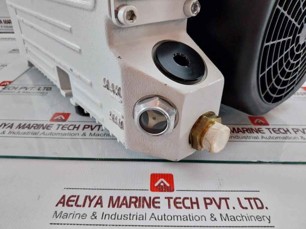 LEYBOLD SV 40/65 BIFC Vacuum Pump V1.40 1000 MBAR 200-240V 50/60 Hz