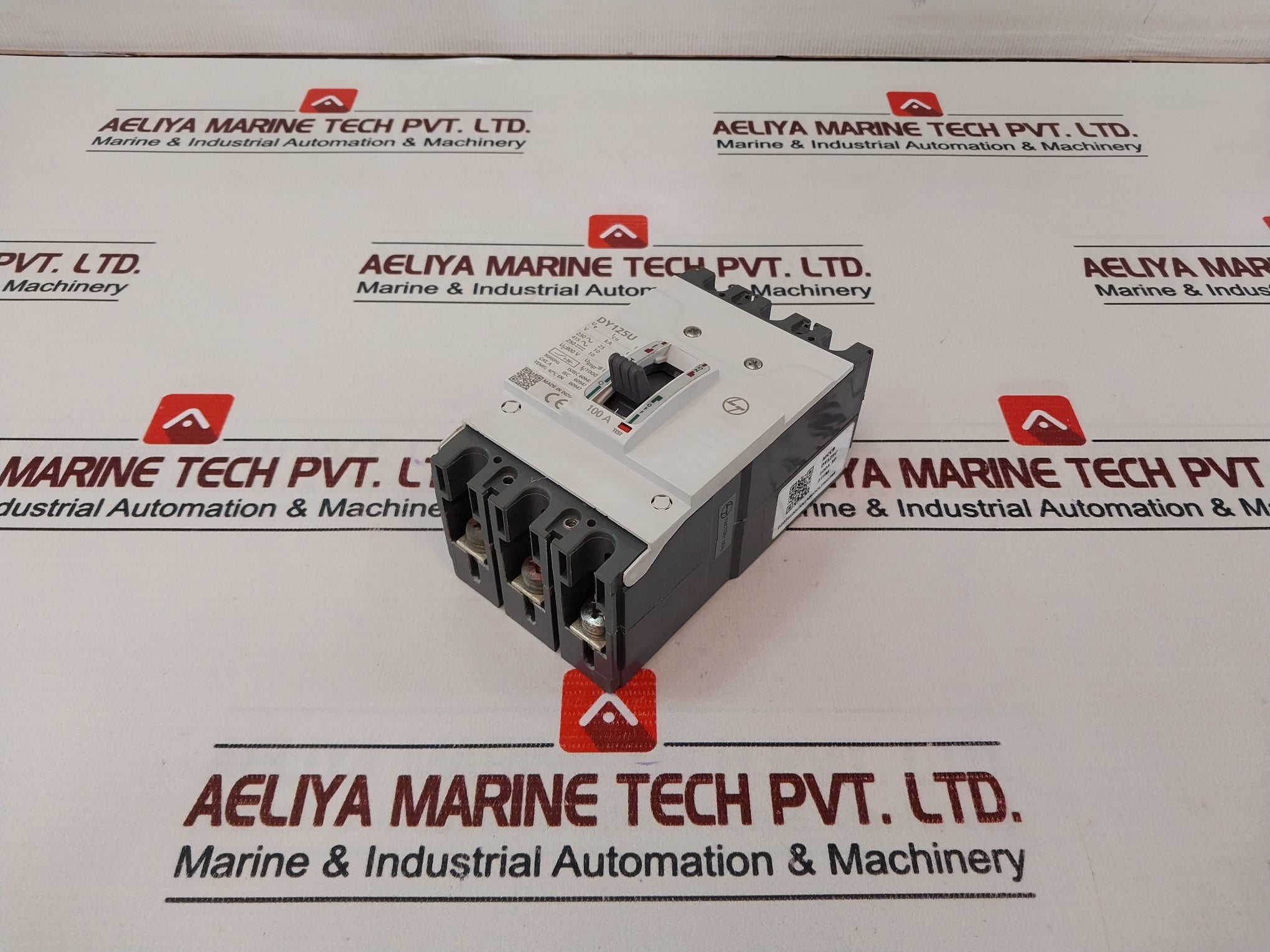 L&T Dy125U Mccb Thermal Magnetic Release Circuit Breaker 100A 800V