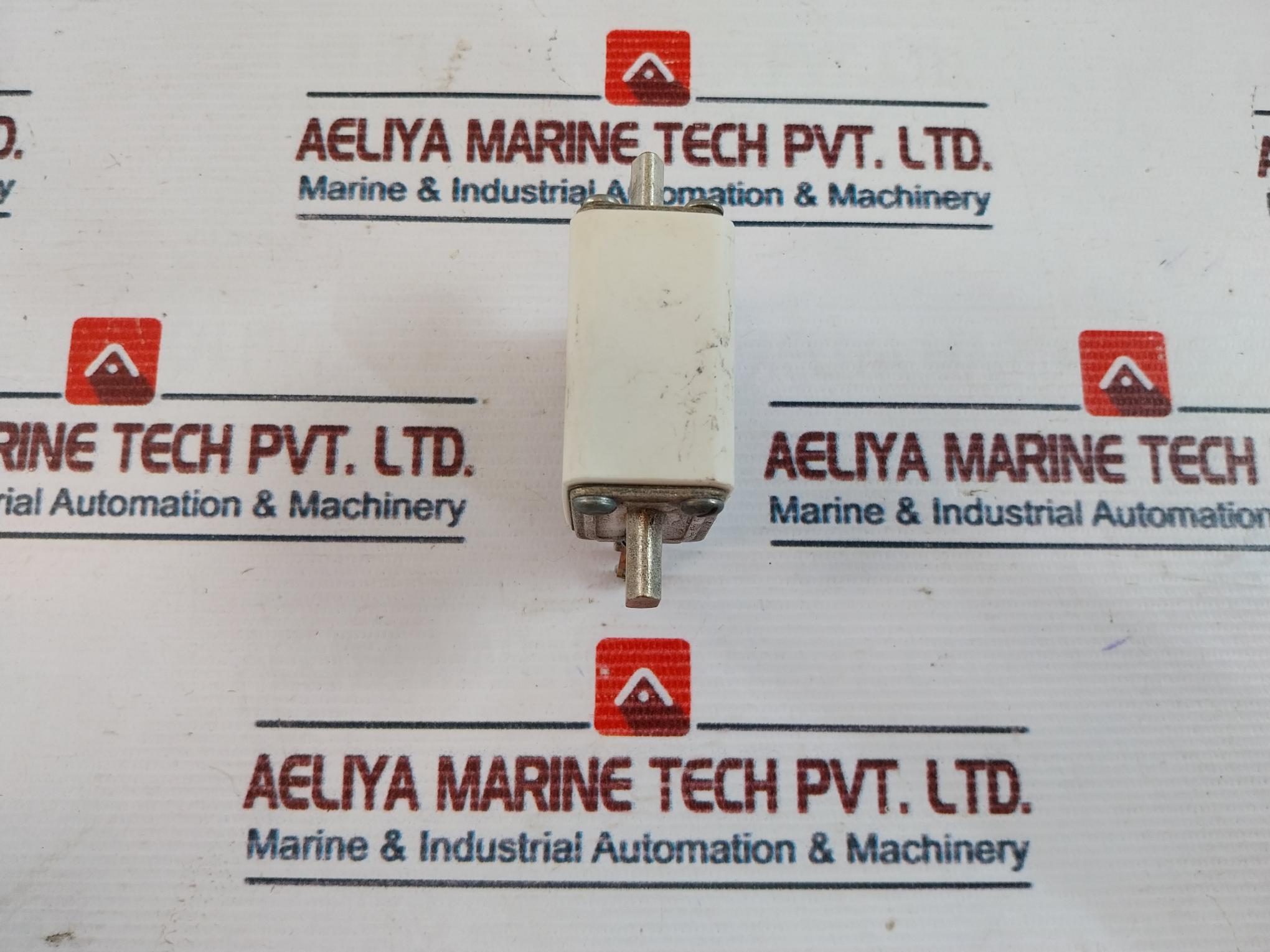 L&T HN SIZE 00 Fuse 100A