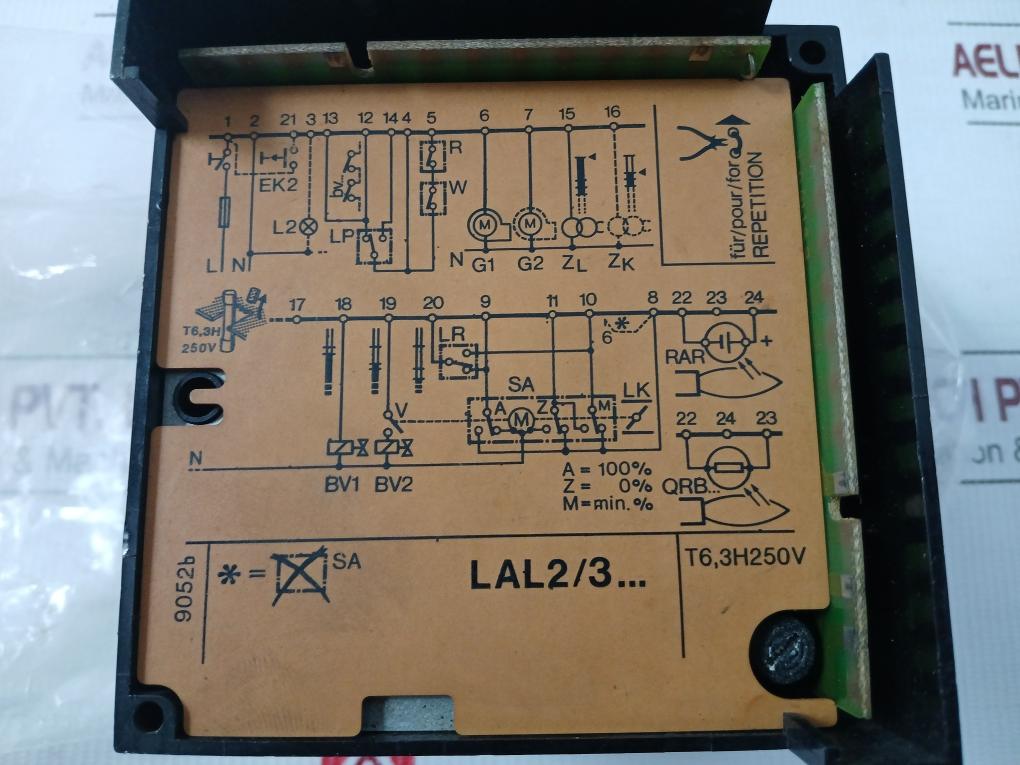 Landis & Gyr 50-60Hz 220-240V Burner Controller Lal2.25