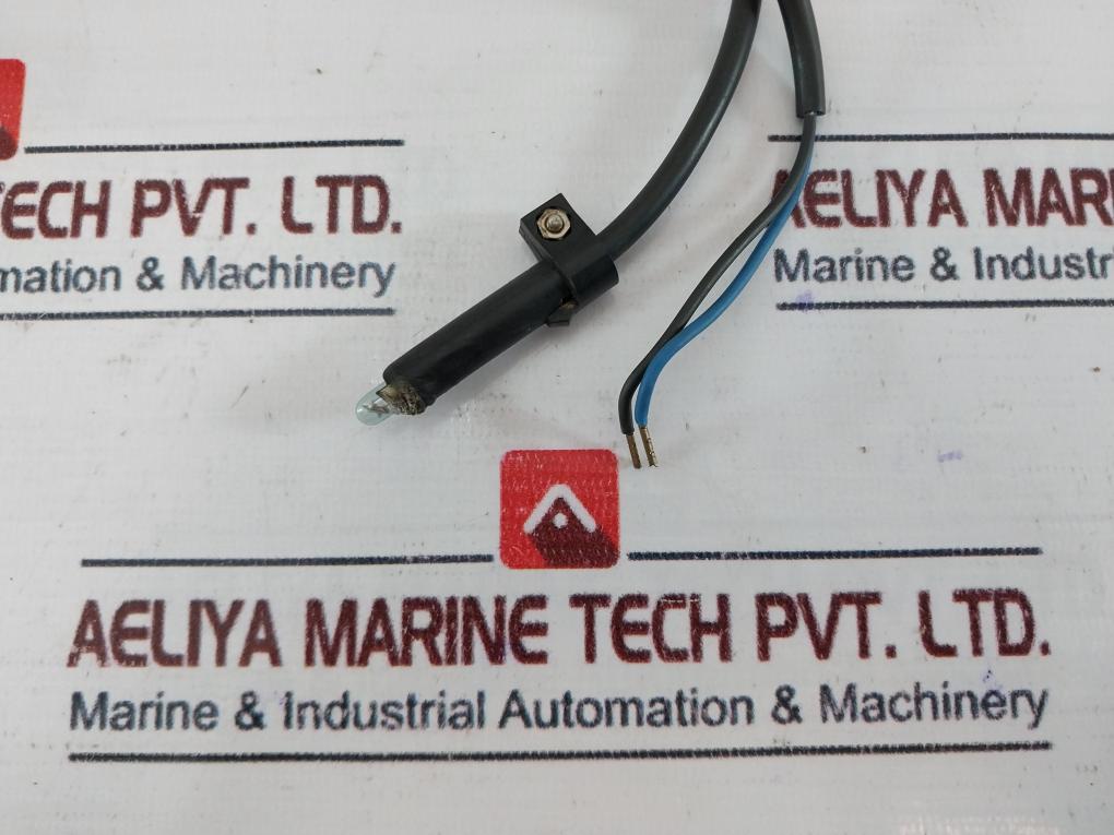 Landis & Gyr Qrb1 A-a070B70A Flame Sensor With Cable