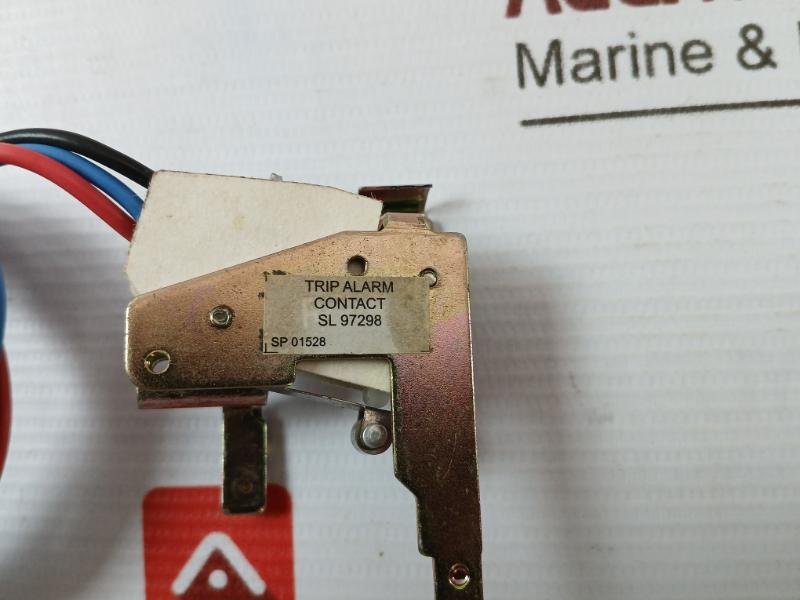 Larsen & Toubro Sl 97298 Switchgear Trip Alarm Contact Assembly Sp 01528