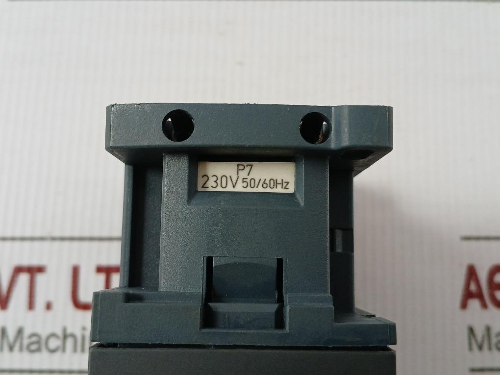 Lc1D09 Telemecanique 690V/25A Contactor