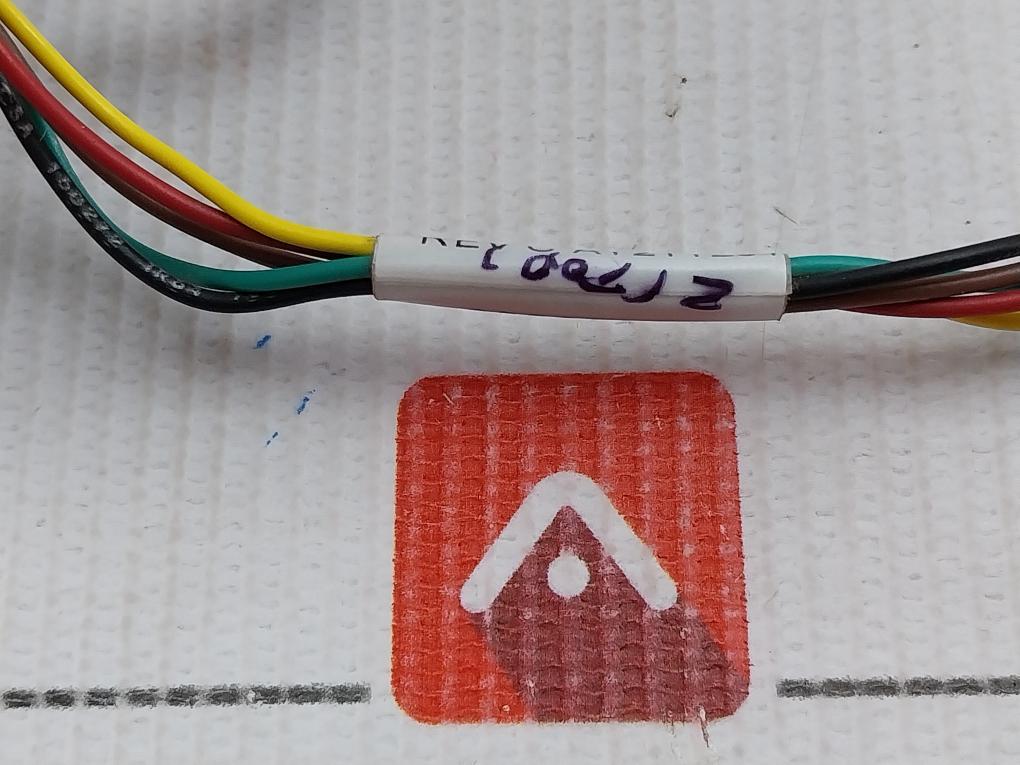Lin Engineering 4118M-02D-18Ro Hybrid Stepper Motor 2A 5V