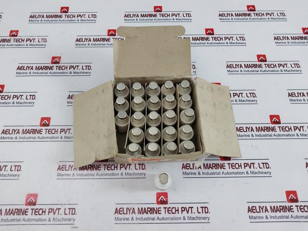 Lot of 6X Lindner 35a 500v Cartridge Fuse Rated Voltage 500v
