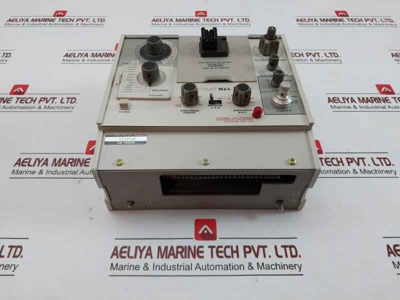 178 Linear Ic Test Fixture 0 To 30V Tektronix