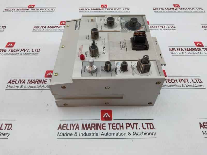 178 Linear Ic Test Fixture 0 To 30V Tektronix