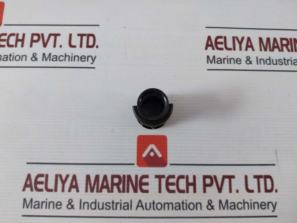 Lot of 10X TE CONNECTIVITY 182663-1 Circular Cable Clamp Connector CT444 Size 13