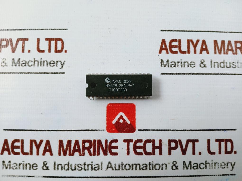 Lot of 10X HITACHI HM628128ALP-7 INTEGRATED CIRCUIT DIP-32