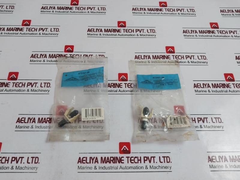 Lot of 12X Allen Tel Products AT31ST-09 ST Fiber Adapter Ivory Housing