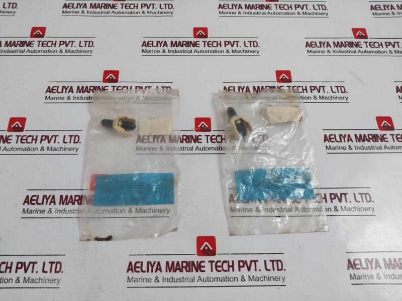 Lot of 12X Allen Tel Products AT31ST-09 ST Fiber Adapter Ivory Housing