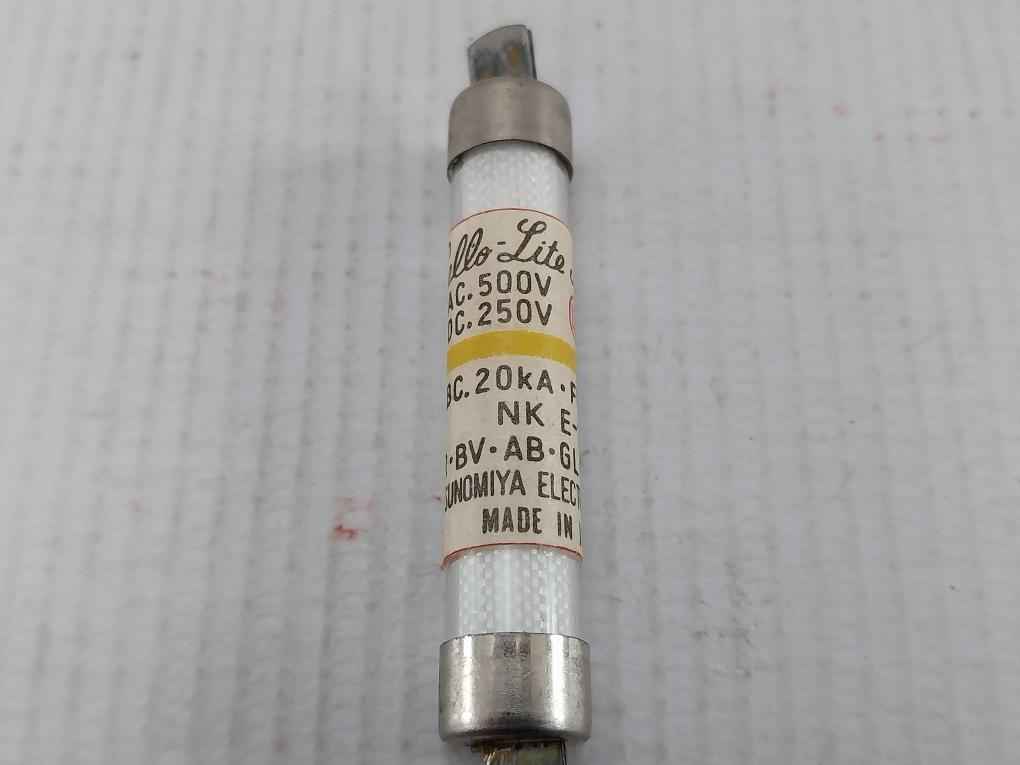 Lot Of 19X Utsunomiya Electric Nc1 Cartridge Fuse 1A Nk E-3049