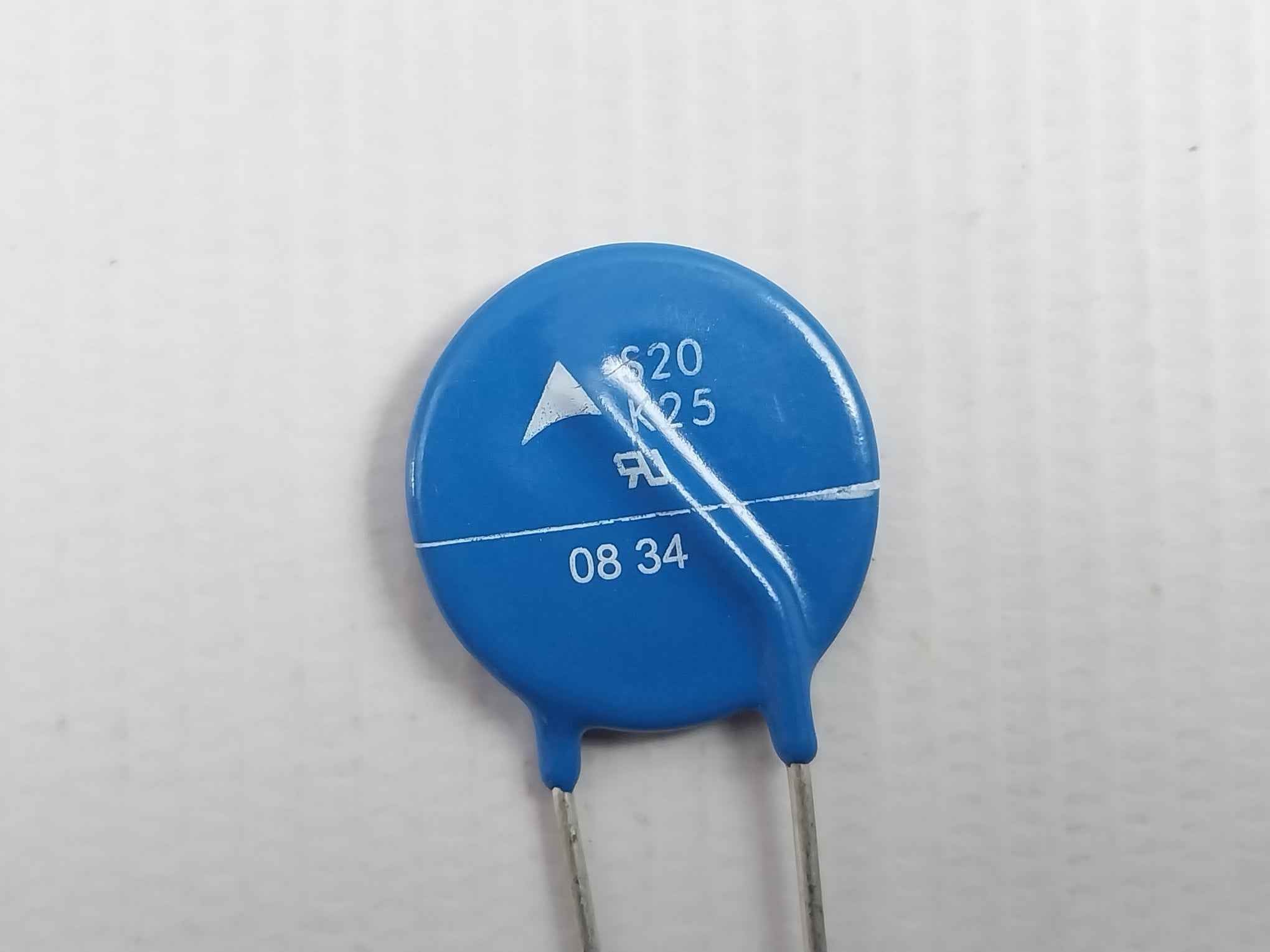 Lot Of 19x Epcos B72220s250k101 Varistor 77v 25vrms 0.2w 2508484822