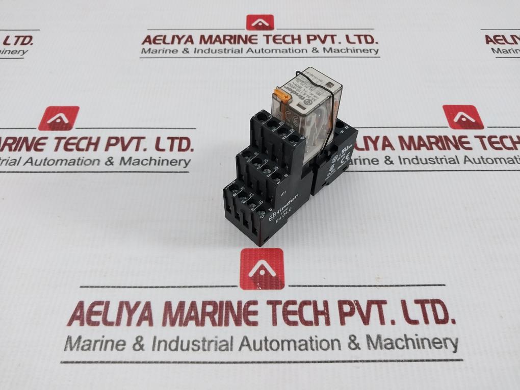 Lot Of 2X 55.34.8.110.0050 Plug-in Relay With Socket 10A 250V Finder