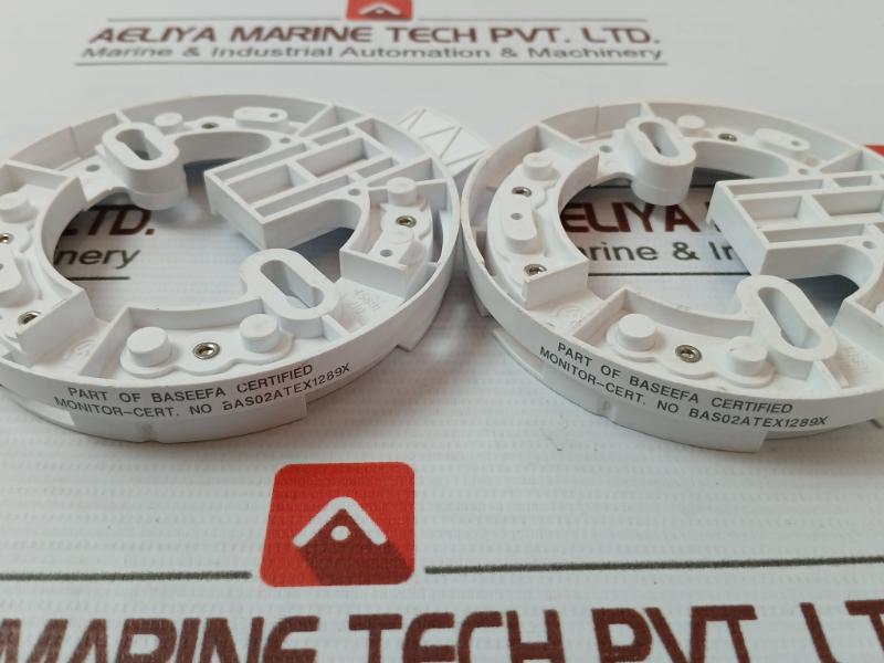 Lot of 2X APOLLO 45681-215 XP95 I.S. Mounting Base