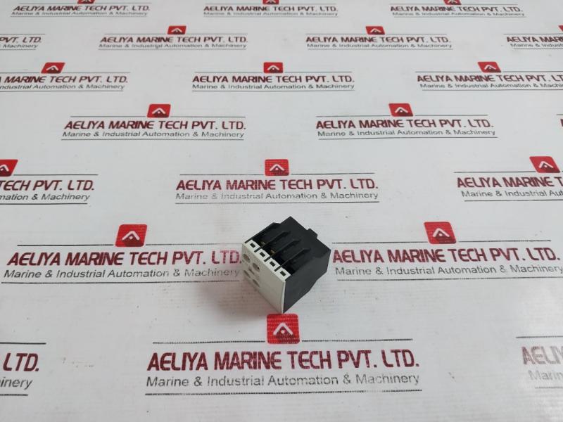 Lot of 2X EATON DIL M32-XHI11 Moeller Series Auxiliary Contact Module 6000V 16A