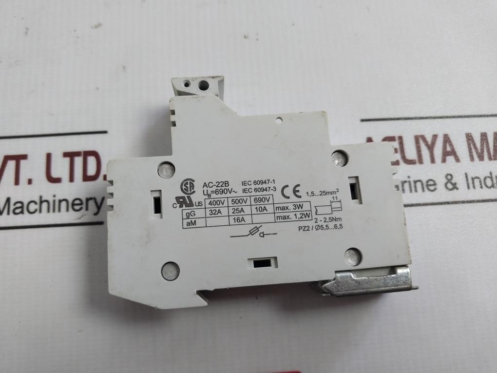 Lot of 2X ETI VLC10 1P AC-22B Fuse Holder Terminal MAX.3W