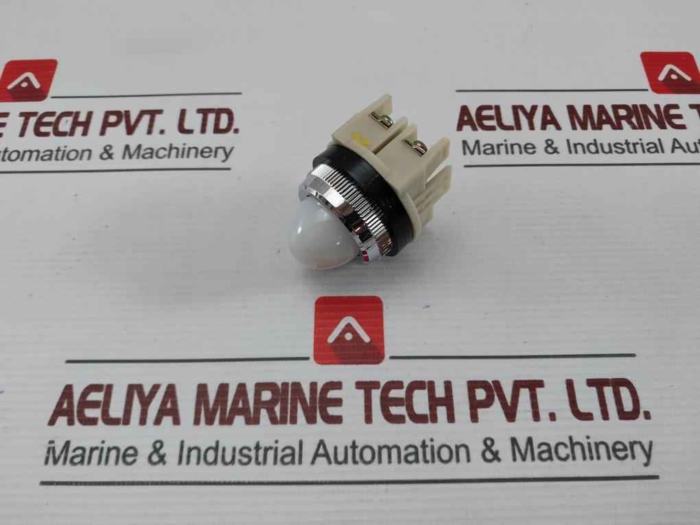 Lot Of 2X Fuji Electric Ah30-zmwe Command Switch
