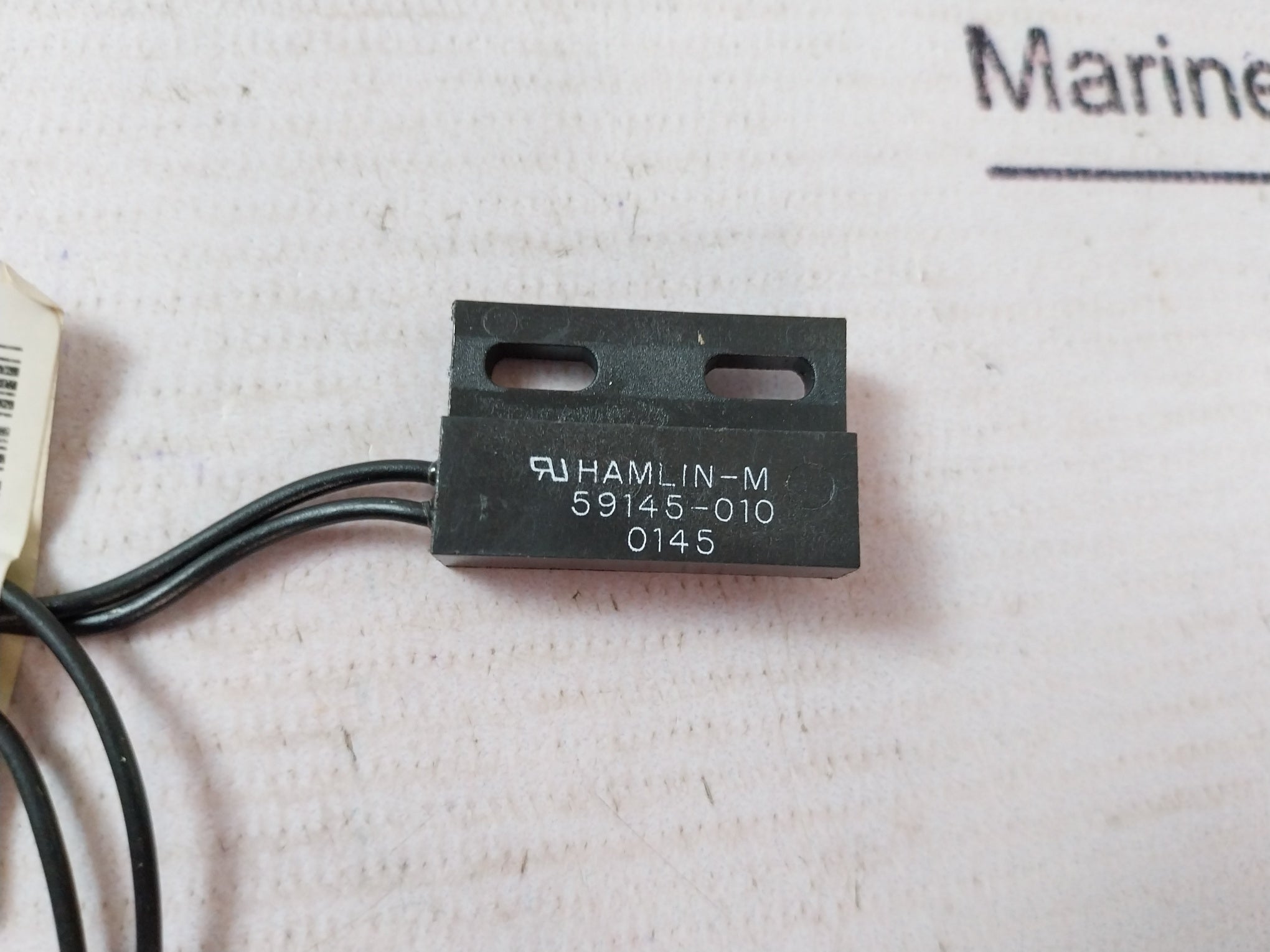 Lot of 2X Hamlin 59145-010 Reed Sensor 33 1692 6100 62.036 8001-8274