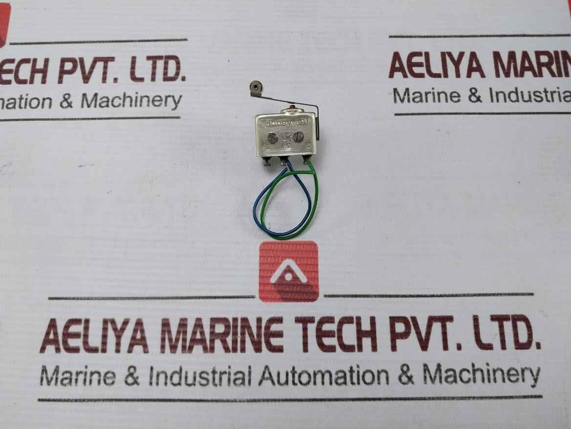 Lot Of 2X Honeywell 1Se1-t Micro Switch Je-5