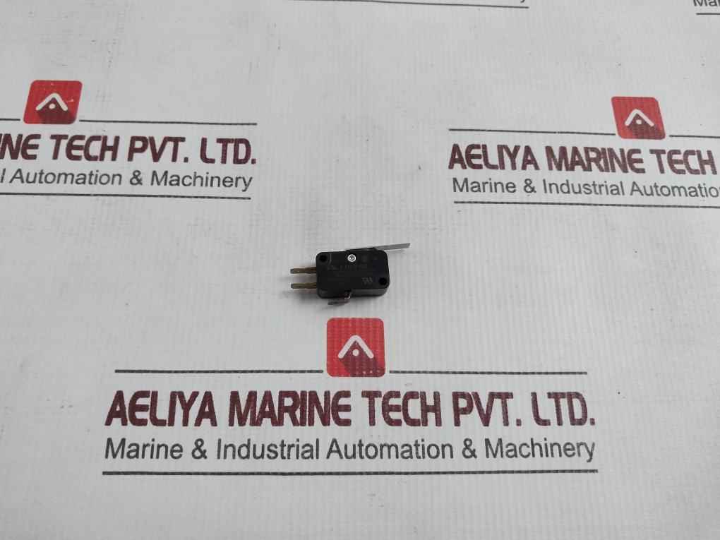 Lot Of 2X Honeywell V3L-1108-d8 Micro Switch 10A 1/3Hp 125 250Vac