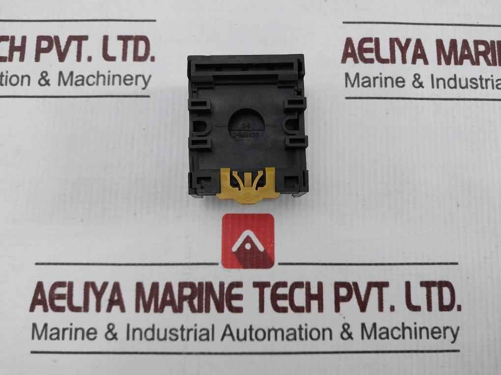 Lot Of 2X Omron Pf113A-e Socket Din Rail/Surface Mounting