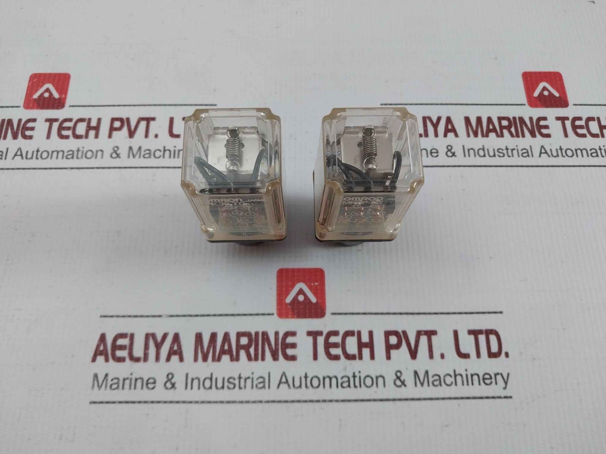 Lot Of 2X Omron Plug-in Power Relay Mk3P-tc