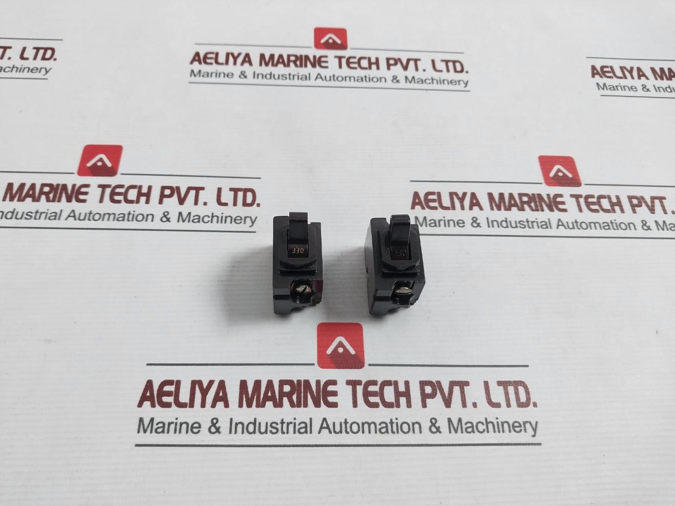 Lot of 2X PASS & SEYMOUR 1312 Double Pole Tumbler Switch