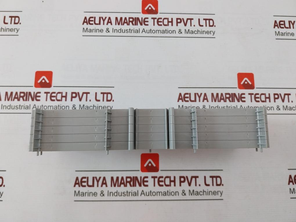 Lot of 2X PHOENIX CONTACT ZRV 8 Marshalling panel 30 25 95 6