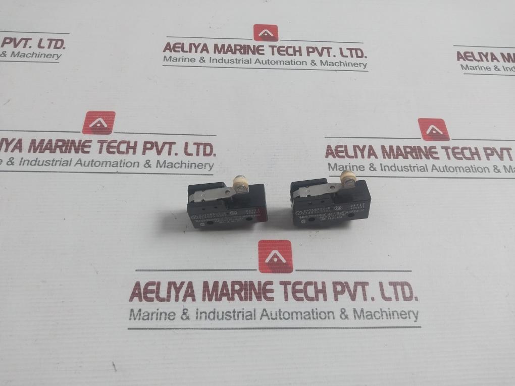 Lot Of 2X Z-15Gw22-b Omron Roller Lever Limit Switch