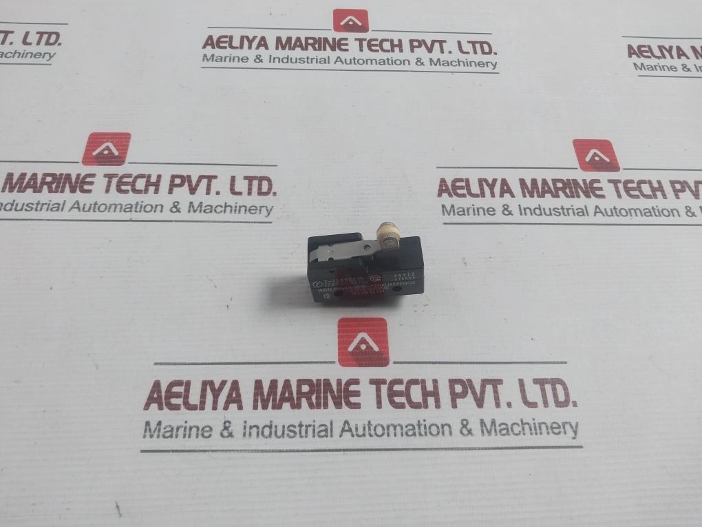 Lot Of 2X Z-15Gw22-b Omron Roller Lever Limit Switch