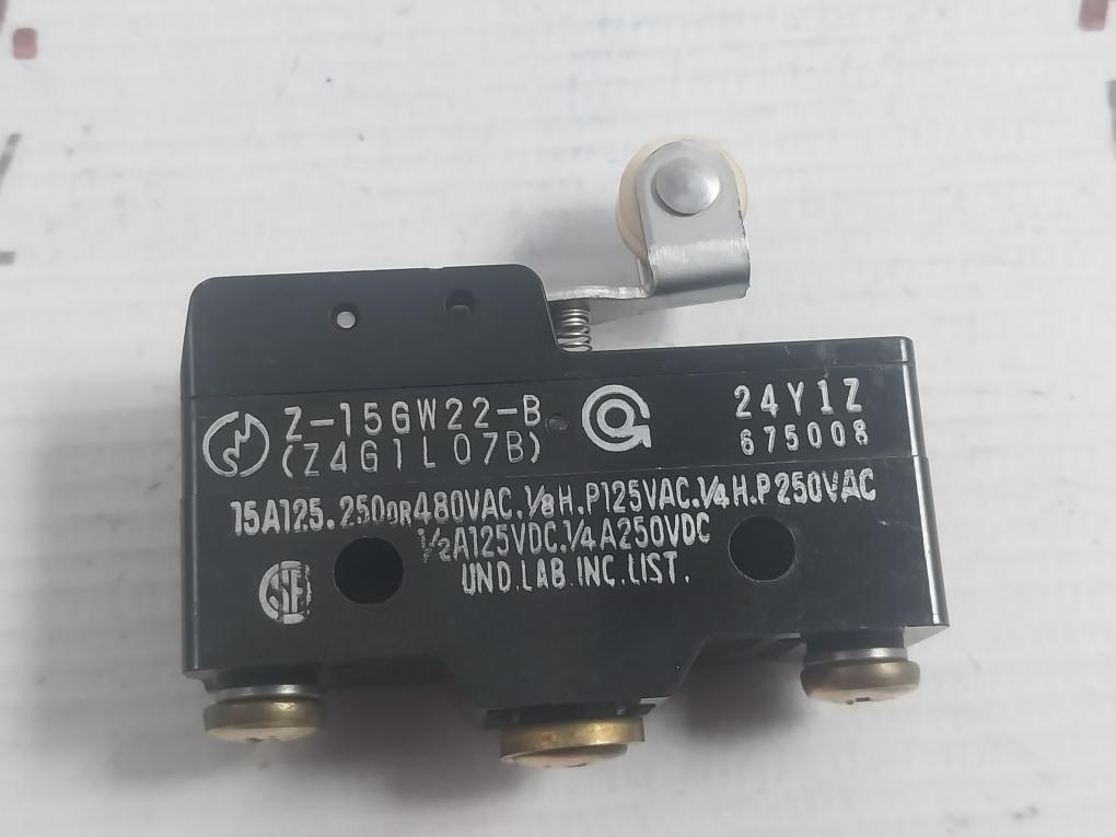 Lot Of 2X Z-15Gw22-b Omron Roller Lever Limit Switch