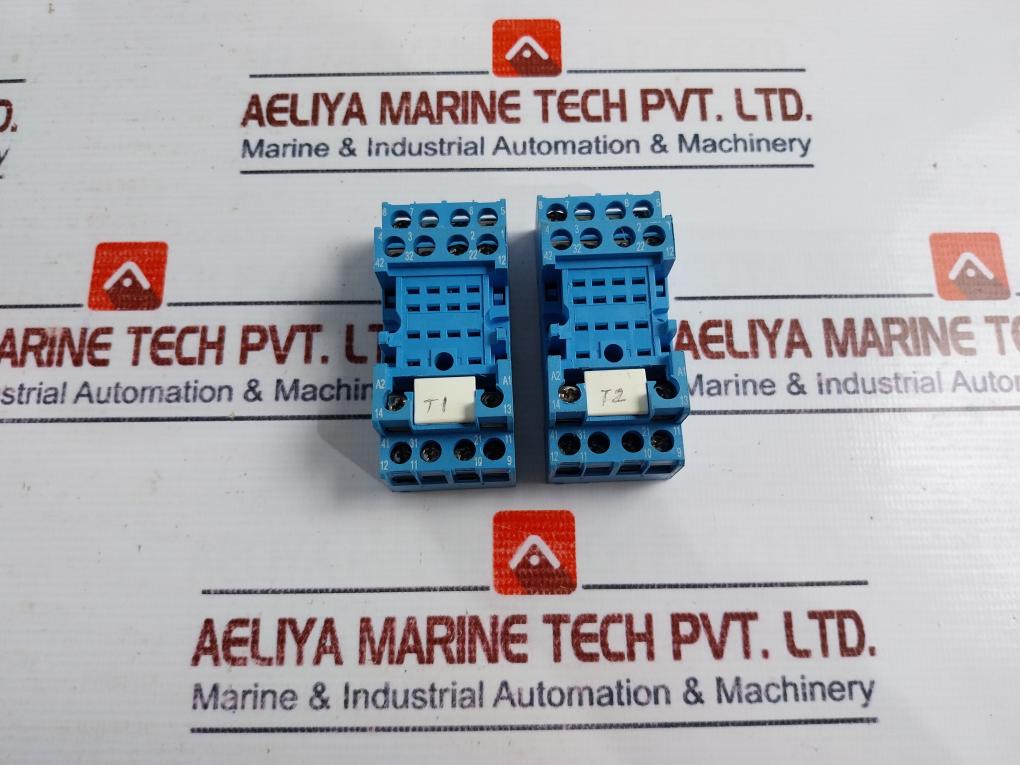 Lot of 2X Finder 94.44.1 Relay Socket 7A 300V AC