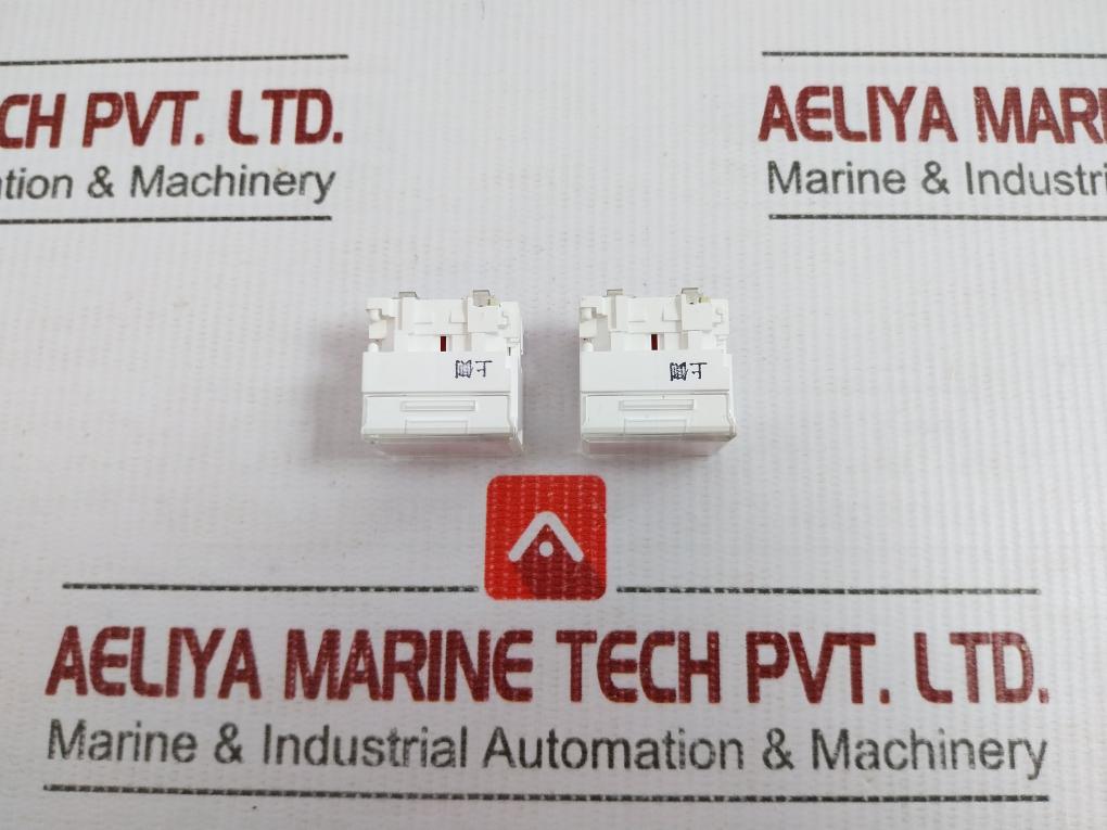Lot Of 4X Fuji Electric Illuminated Indicator Light / Command Switch Ag23-zae3-r